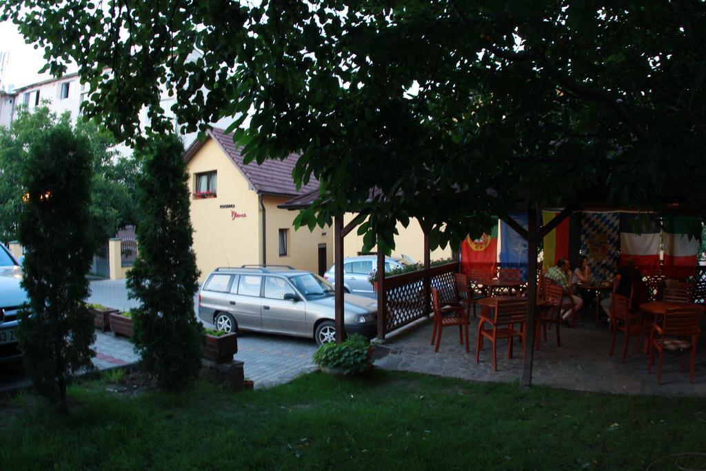 Pensiunea Blanca Reghin Exterior photo